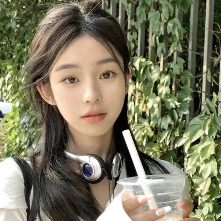 山尘拂过童年牧歌
